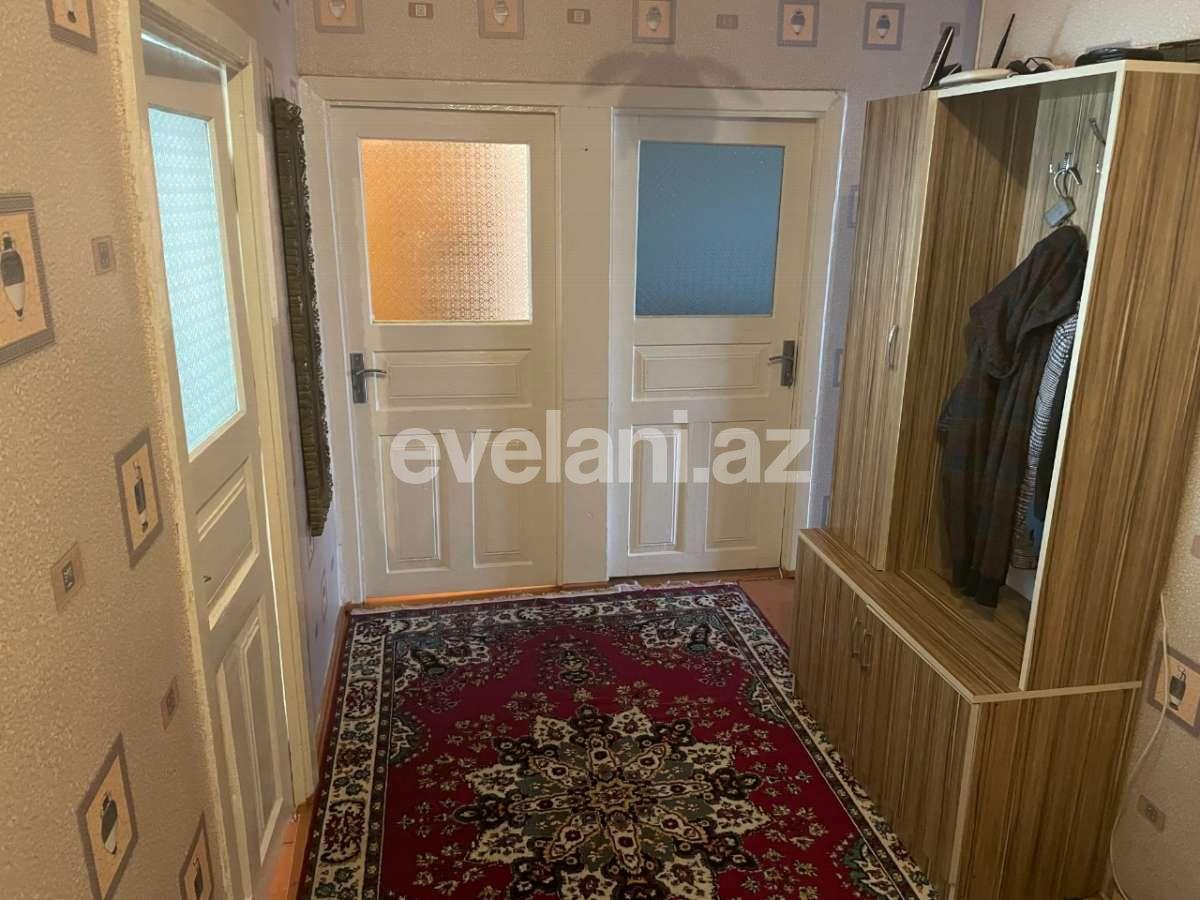 Satılır, köhnə tikili, 4 otaqlı, 90 m², Bakı, Suraxanı r, Yeni Günəşli q.