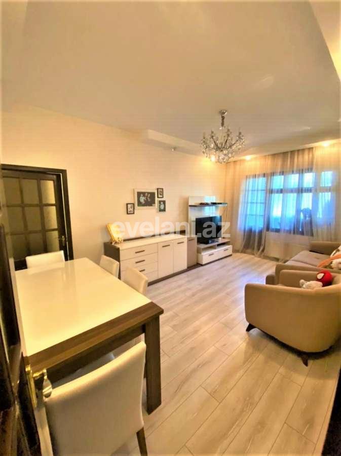 Satılır, köhnə tikili, 5 otaqlı, 100 m², Bakı, Xətai r, Əhmədli q, Əhmədli m.