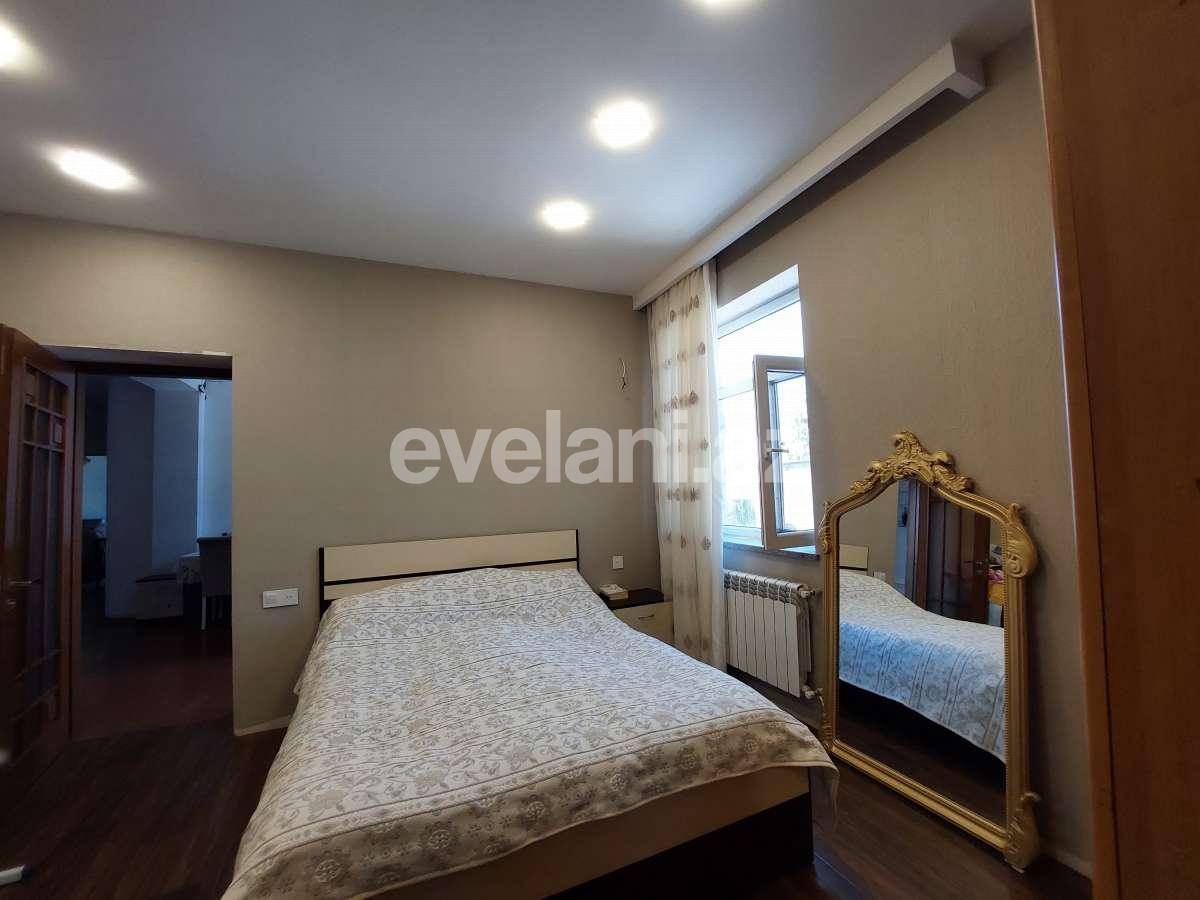 Satılır, həyət evi / bağ, 4 otaqlı, 160 m², Bakı, Binəqədi r, 9-cu mikrorayon q, 20 yanvar m.