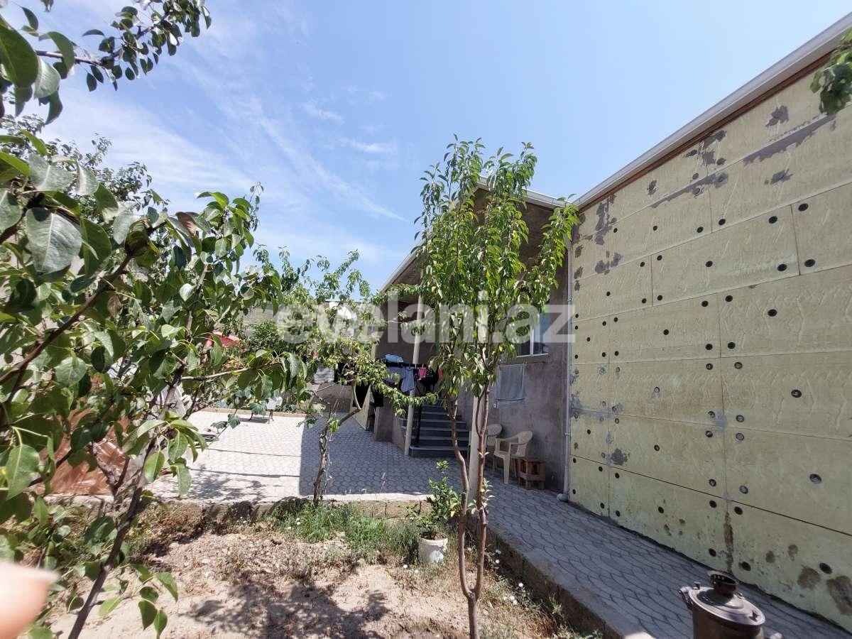 Satılır, həyət evi / bağ, 4 otaqlı, 160 m², Bakı, Binəqədi r, 9-cu mikrorayon q, 20 yanvar m.