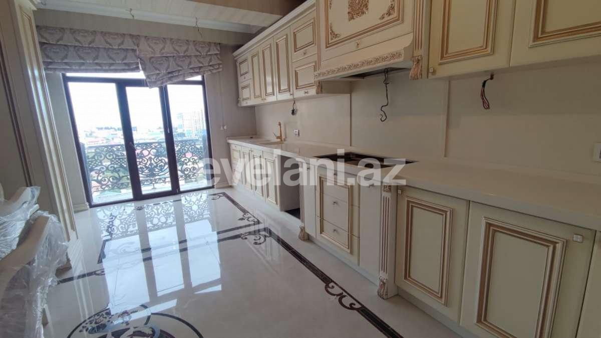 Продаётся, новостройка, 3-комнаты, 178 m², Баку, Бинагадинский r, 8-й микрорайон p.