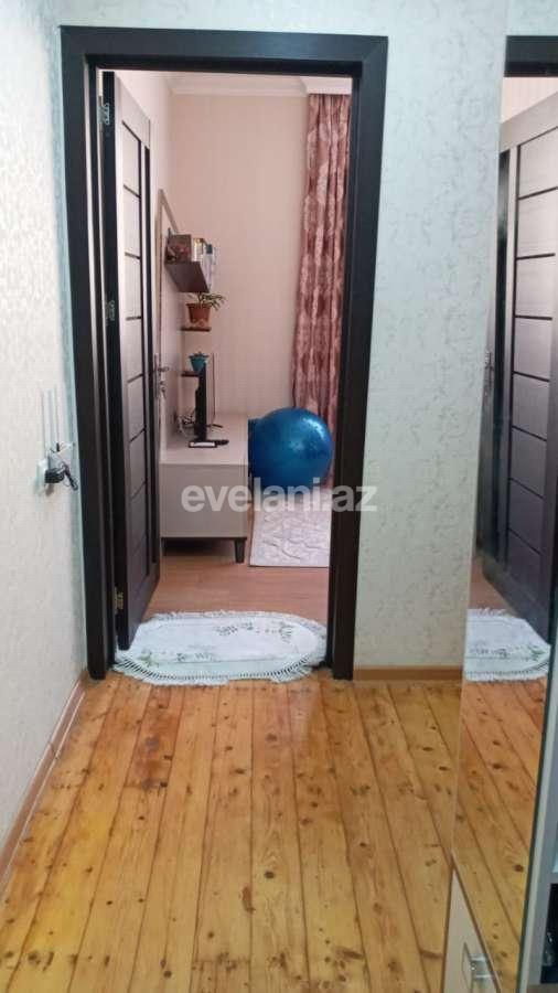 Satılır, köhnə tikili, 2 otaqlı, 45 m², Sumqayıt, 17-ci mikrorayon r.
