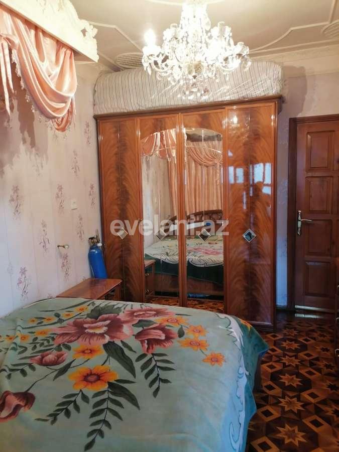 Satılır, köhnə tikili, 4 otaqlı, 110 m², Bakı, Xətai r, Şah İsmayıl Xətai m.