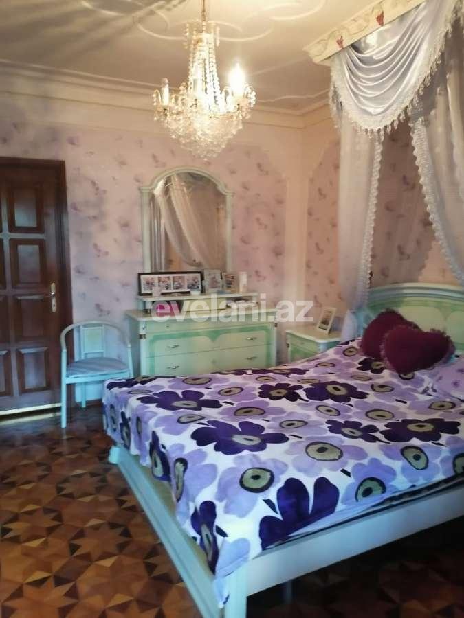 Satılır, köhnə tikili, 4 otaqlı, 110 m², Bakı, Xətai r, Şah İsmayıl Xətai m.
