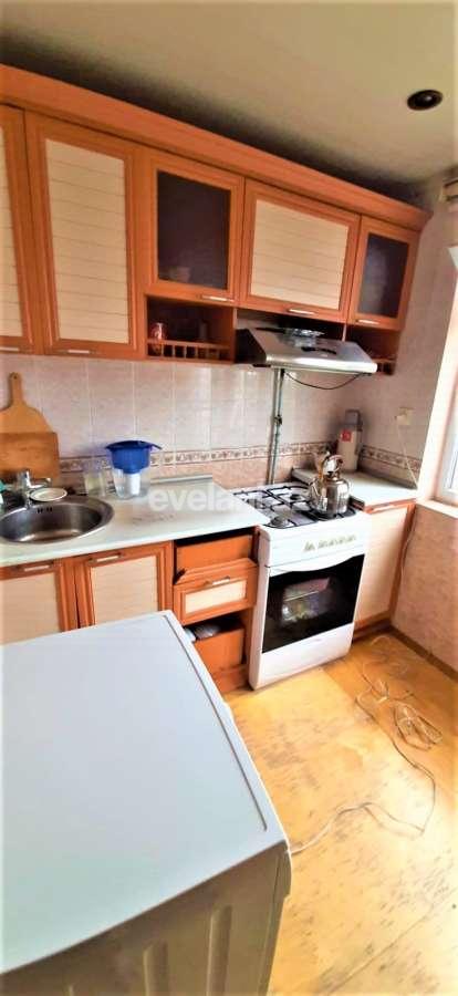 Sale, old building, 4 room, 100 m², Baku, Nizami r, Khalglar Doslugu m.