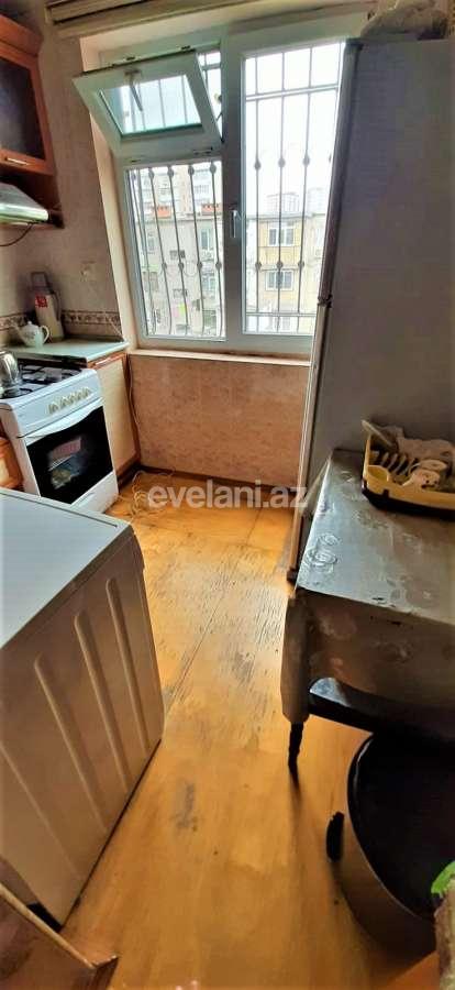 Sale, old building, 4 room, 100 m², Baku, Nizami r, Khalglar Doslugu m.