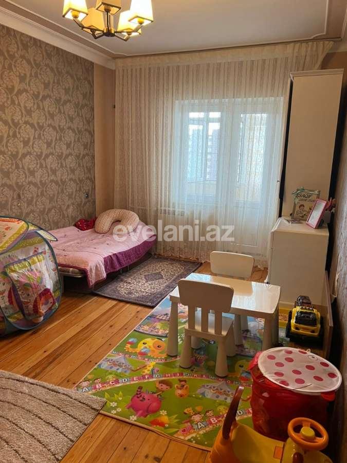 Satılır, köhnə tikili, 3 otaqlı, 80 m², Bakı, Binəqədi r.