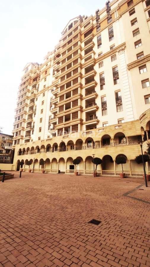 Satılır, yeni tikili, 3 otaqlı, 175 m², Bakı, Nəsimi r, 28 may m.