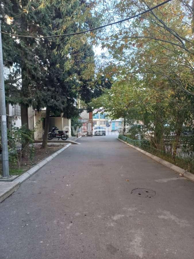 Satılır, köhnə tikili, 2 otaqlı, 61 m², Bakı, Sabunçu r, Bakıxanov q.