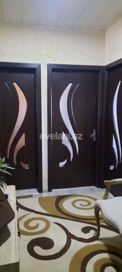 Sale, old building, 3 room, 80 m², Baku, Surakhani r, Massiv D d, Khalglar Doslugu m.