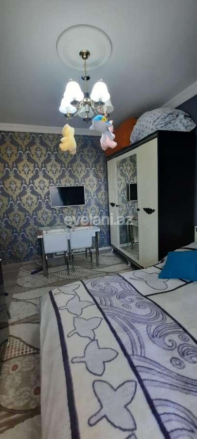 Sale, old building, 3 room, 80 m², Baku, Surakhani r, Massiv D d, Khalglar Doslugu m.