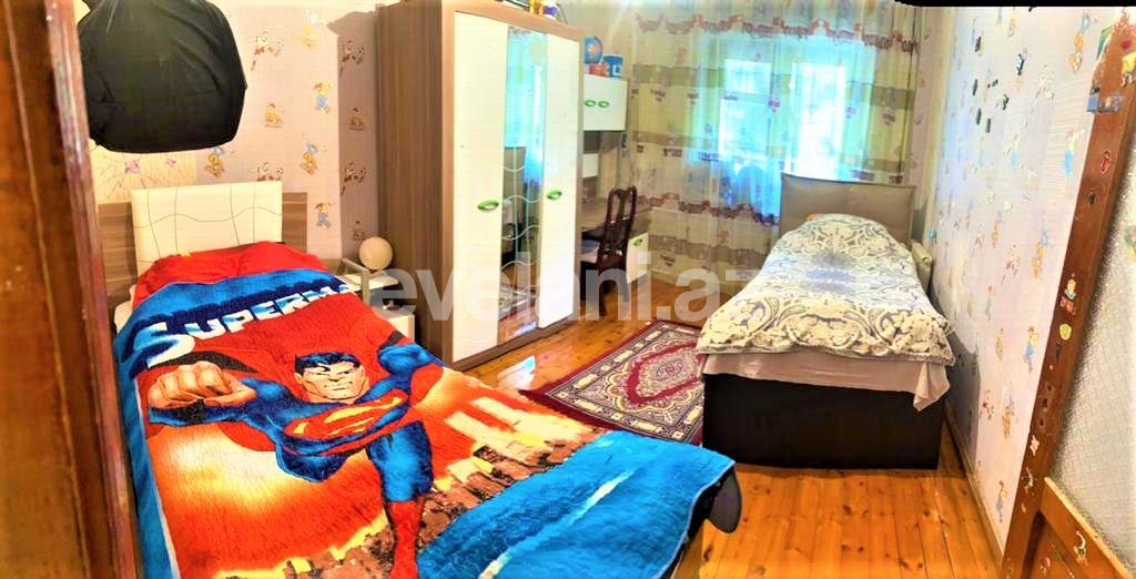 Satılır, köhnə tikili, 3 otaqlı, 80 m², Bakı, Suraxanı r, Günəşli q, Xalqlar Dostluğu m.