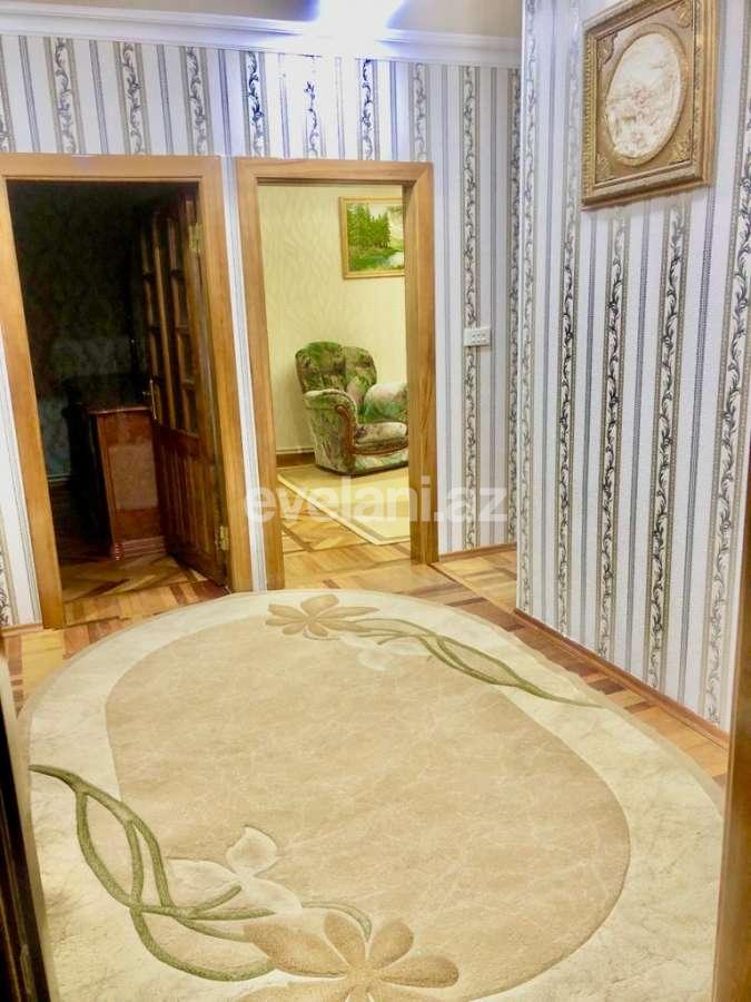 Rent, old building, 4 room, 120 m², Baku, Binagadi r, 8-th microdistrict d.