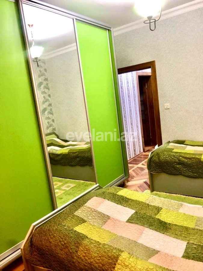 Rent, old building, 4 room, 120 m², Baku, Binagadi r, 8-th microdistrict d.