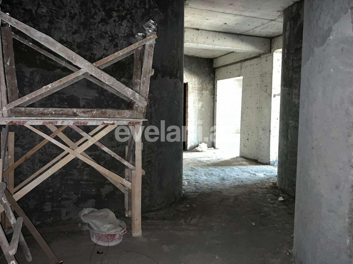 Satılır, yeni tikili, 4 otaqlı, 180 m², Bakı, Nəsimi r, 28 may m.