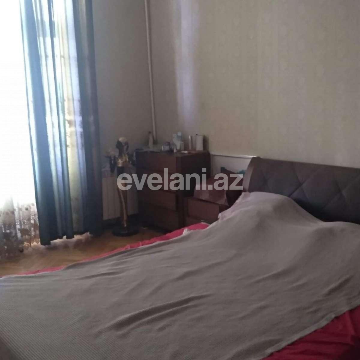 Satılır, köhnə tikili, 2 otaqlı, 62 m², Bakı, Səbail r, İçəri Şəhər m.