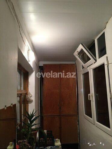 Satılır, köhnə tikili, 2 otaqlı, 60 m², Bakı, Suraxanı r, Qaraçuxur q.