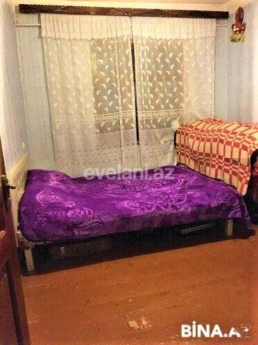 Satılır, köhnə tikili, 2 otaqlı, 60 m², Bakı, Suraxanı r, Qaraçuxur q.