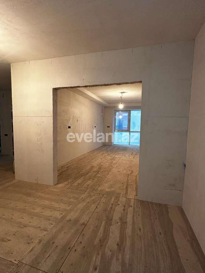 Satılır, yeni tikili, 3 otaqlı, 113 m², Bakı, Sabunçu r, Bakıxanov q, Qara Qarayev m.
