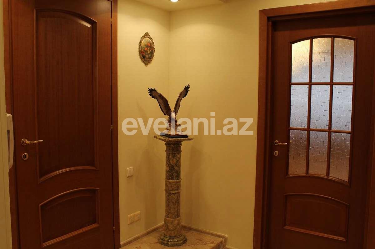 Rent, old building, 2 room, 75 m², Baku, Nasimi r, 28 may m.
