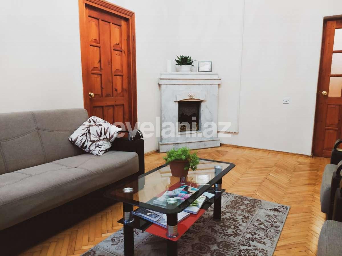 Rent, old building, 2 room, 65 m², Baku, Sabail r, Icheri Sheher m.