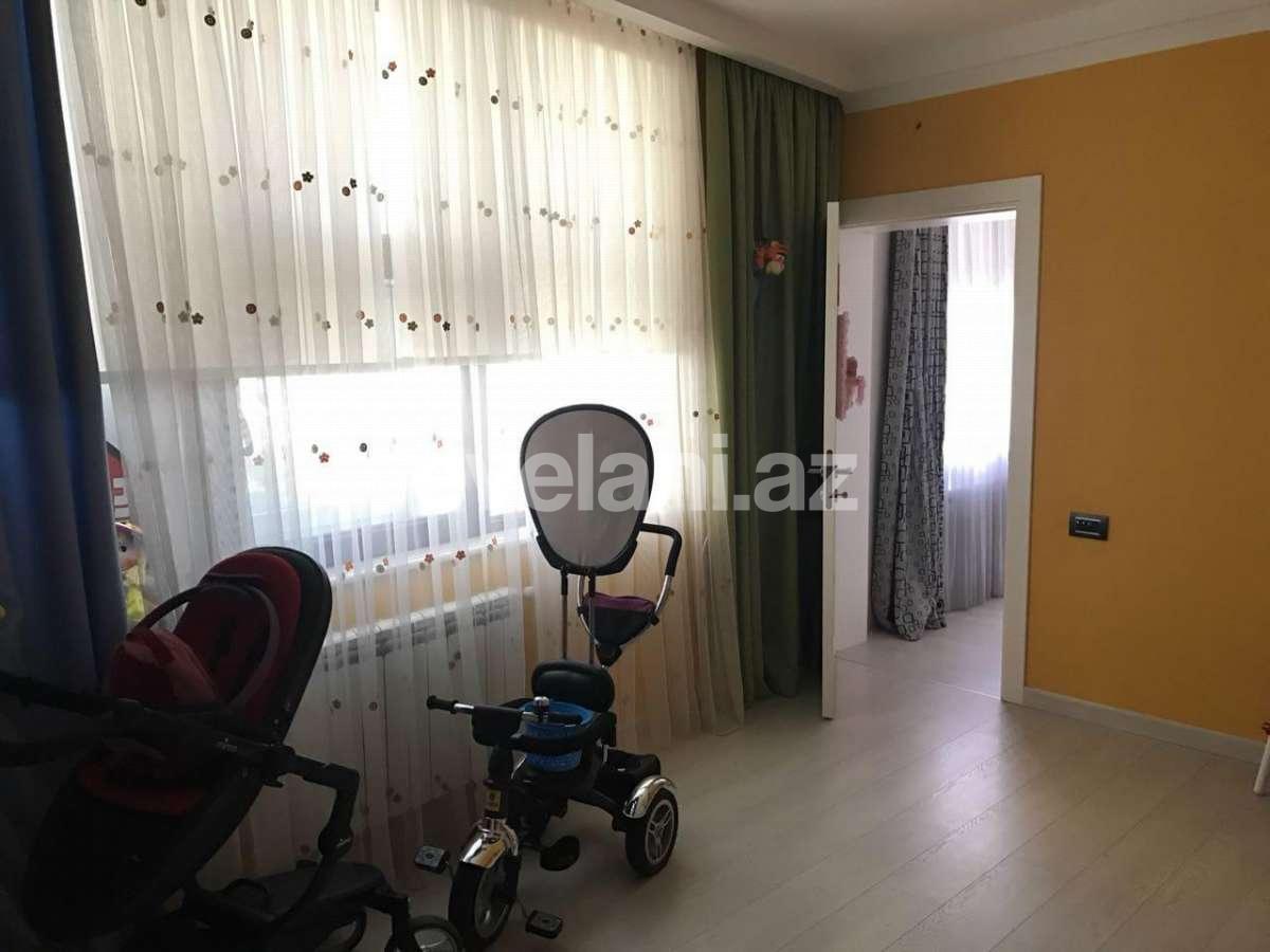 Satılır, yeni tikili, 3 otaqlı, 147 m², Bakı, Binəqədi r, 8-ci mikrorayon q, Azadlıq prospekti m.