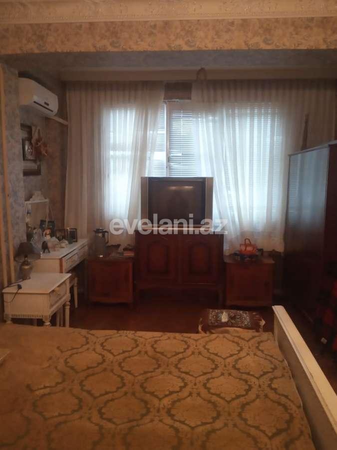 Satılır, köhnə tikili, 4 otaqlı, 100 m², Bakı, Nərimanov r, Gənclik m.