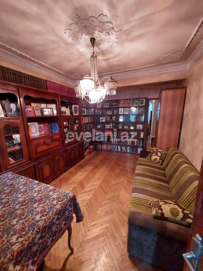 Satılır, köhnə tikili, 4 otaqlı, 100 m², Bakı, Nərimanov r, Gənclik m.
