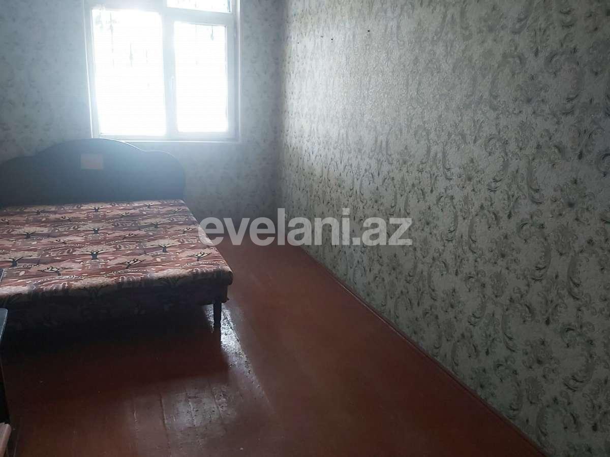 Satılır, köhnə tikili, 3 otaqlı, 70 m², Bakı, Binəqədi r, Xutor q, Memar Əcəmi m.