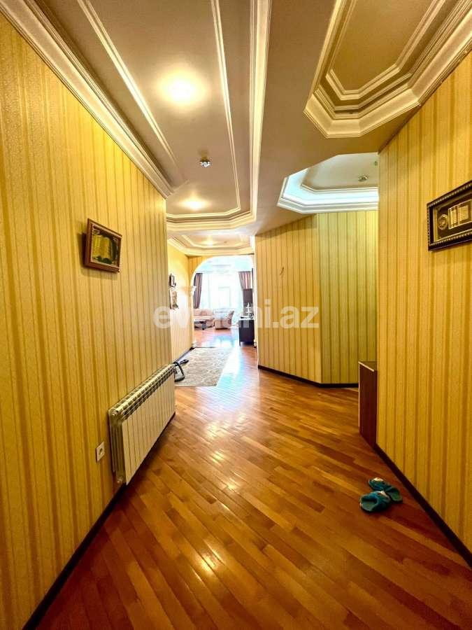 Сдаётся, новостройка, 4-комнаты, 185 m², Баку, Ясамальский r, Элмляр Академиясы m.