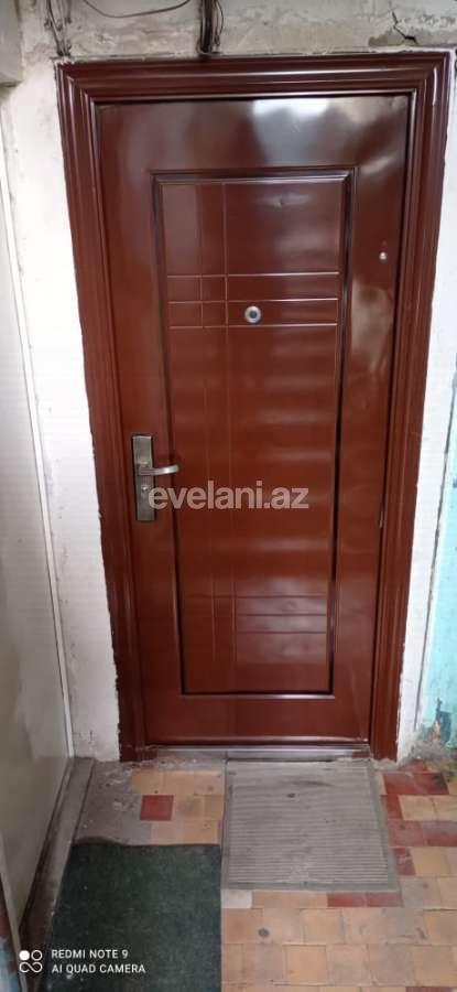 Satılır, köhnə tikili, 2 otaqlı, 53 m², Sumqayıt, 4-cü mikrorayon r.