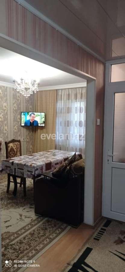 Satılır, köhnə tikili, 2 otaqlı, 53 m², Sumqayıt, 4-cü mikrorayon r.