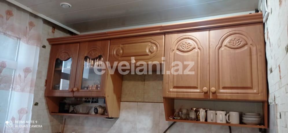 Satılır, köhnə tikili, 2 otaqlı, 53 m², Sumqayıt, 4-cü mikrorayon r.