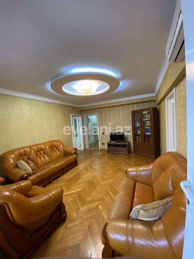 Kirayə verilir, köhnə tikili, 3 otaqlı, 80 m², Bakı, Xətai r, Şah İsmayıl Xətai m.