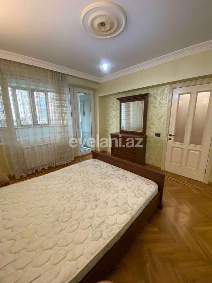 Kirayə verilir, köhnə tikili, 3 otaqlı, 80 m², Bakı, Xətai r, Şah İsmayıl Xətai m.