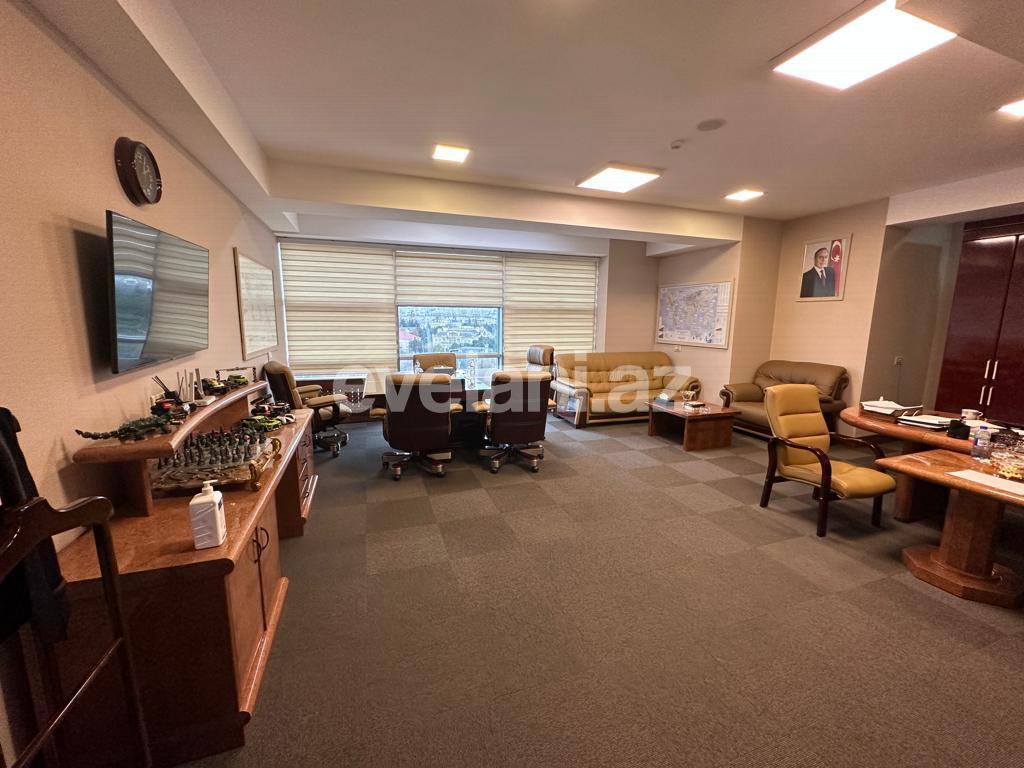 Kirayə verilir, ofis, 6 otaqlı, 300 m², Bakı, Xətai r, Şah İsmayıl Xətai m.