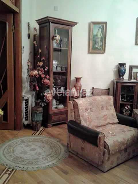 Satılır, köhnə tikili, 3 otaqlı, 65 m², Bakı, Xətai r, Şah İsmayıl Xətai m.