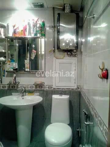 Satılır, köhnə tikili, 3 otaqlı, 65 m², Bakı, Xətai r, Şah İsmayıl Xətai m.