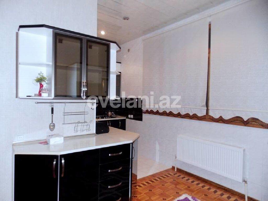 Rent, old building, 4 room, 140 m², Baku, Sabail r, Bayil d.