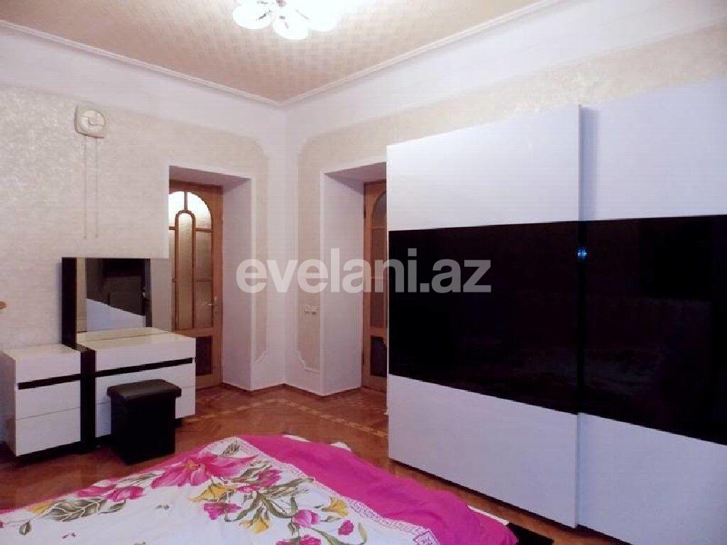 Rent, old building, 4 room, 140 m², Baku, Sabail r, Bayil d.