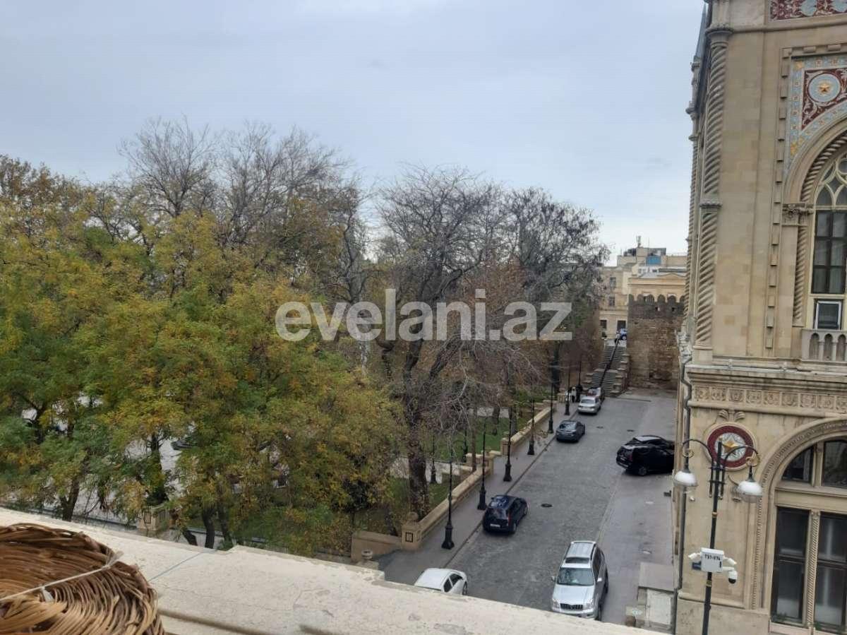 Sale, old building, 2 room, 50 m², Baku, Sabail r, Icheri Sheher m.