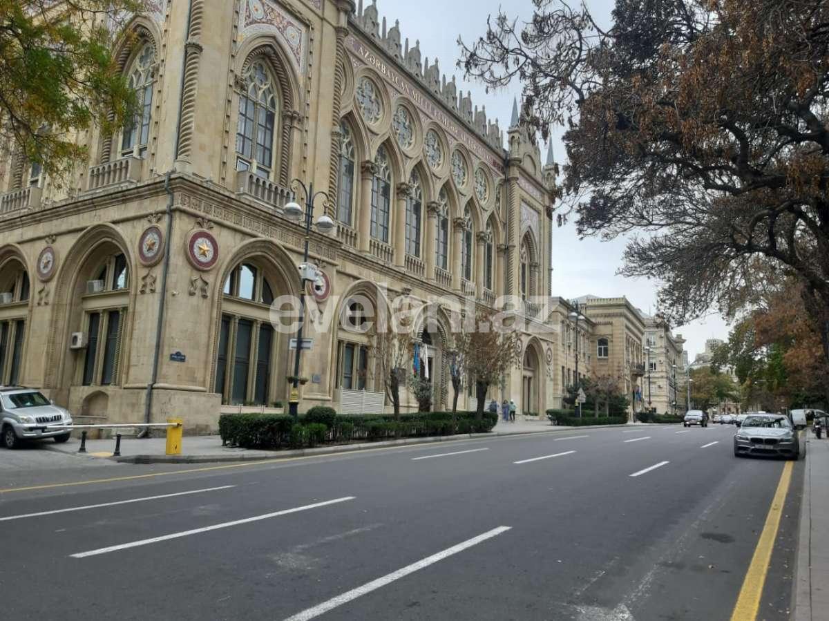 Sale, old building, 2 room, 50 m², Baku, Sabail r, Icheri Sheher m.