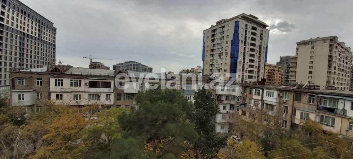 Satılır, köhnə tikili, 3 otaqlı, 90 m², Bakı, Nəsimi r, 28 may m.