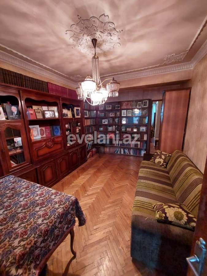 Sale, old building, 4 room, 90 m², Baku, Narimanov r.