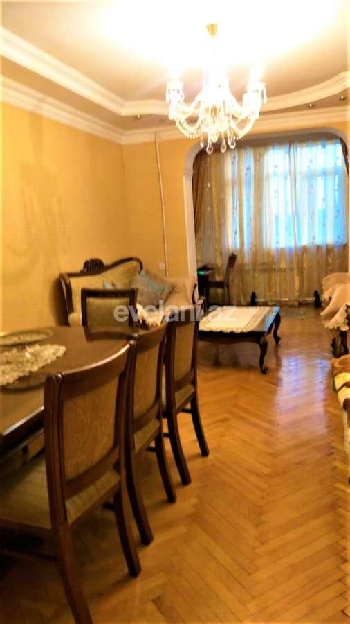 Sale, old building, 3 room, 80 m², Baku, Nizami r, Gara Garayev m.