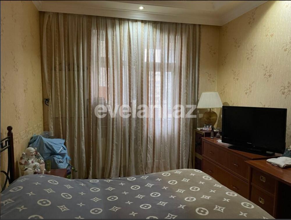 Satılır, yeni tikili, 3 otaqlı, 130 m², Bakı, Nəsimi r, 4-cü mikrorayon q, Nəsimi m.