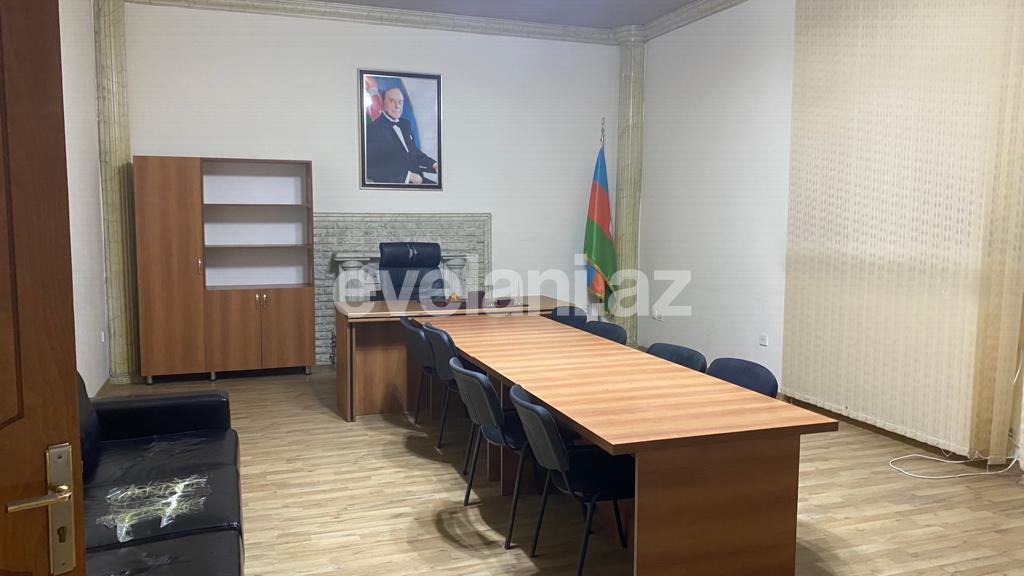 Сдаётся, офис, 4-комнаты, 109 m², Баку, Хатаинский r, Шах Исмаил Хатаи m.