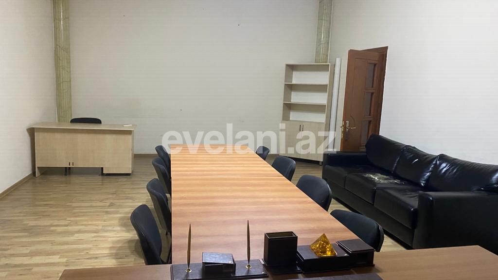 Сдаётся, офис, 4-комнаты, 109 m², Баку, Хатаинский r, Шах Исмаил Хатаи m.