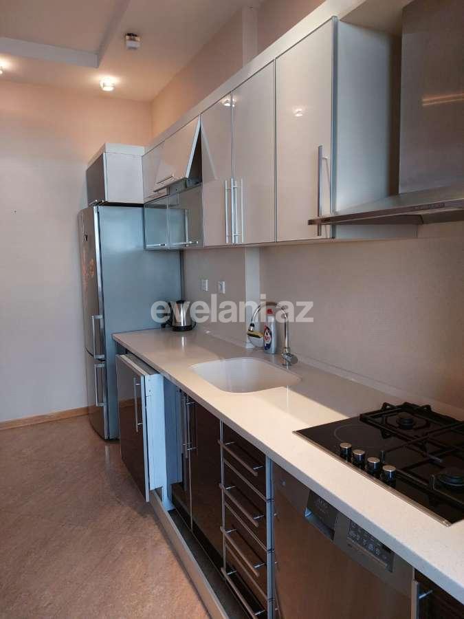 Kirayə verilir, yeni tikili, 2 otaqlı, 100 m², Bakı, Yasamal r, Yasamal q, Elmlər Akademiyası m.