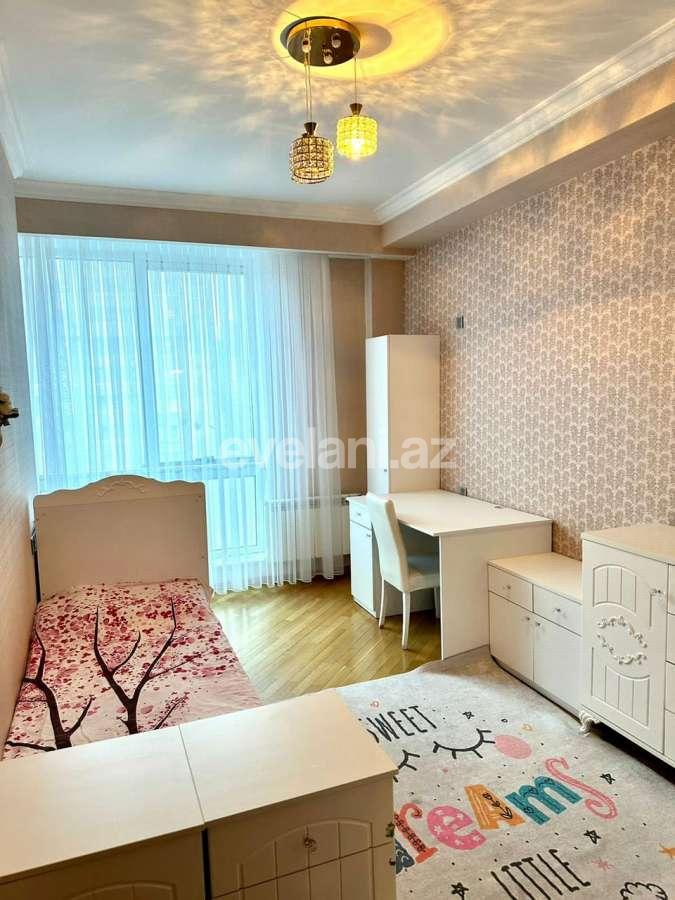 Сдаётся, новостройка, 3-комнаты, 148 m², Баку, Насиминский r, 28 мая m.